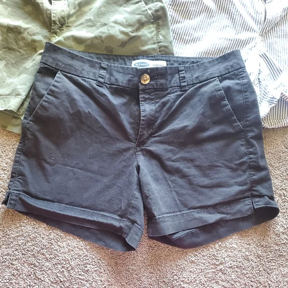 Every Day Short, size 8 (bundle of 4) - Picture 4 of 9